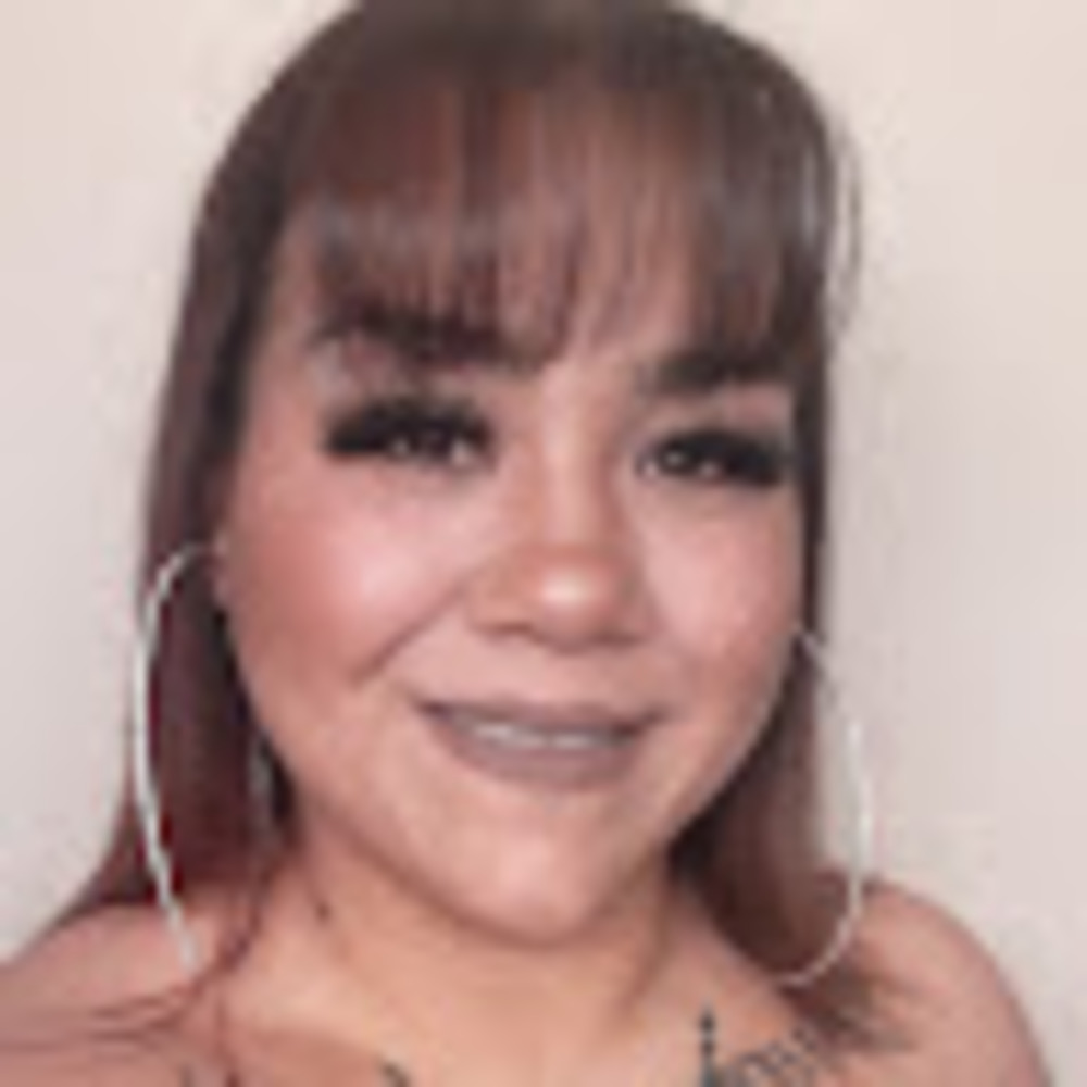 Meet your Posher, Elena